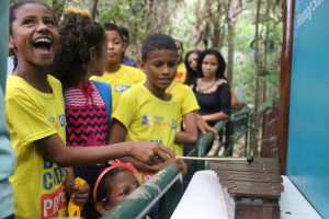 CRIANÇAS DO CAMBALHOTAS VISITAM PARQUE BOTÂNICO