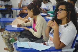 PONTES PARA O FUTURO REALIZA SELEÇÕES EM PARCERIA COM A DROGARIA SÃO PAULO