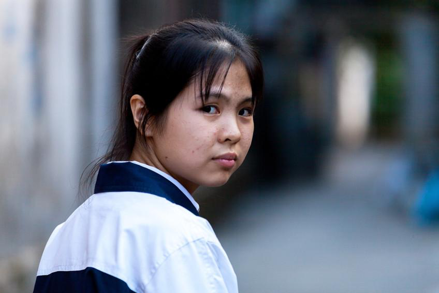 Estudo global sobre assédio revela que denúncias de meninas são muitas vezes ignoradas pelas autoridades