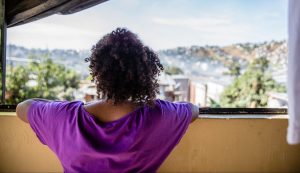 Guia de Bolso aborda riscos de proteção infantil durante ajuda humanitária na pandemia