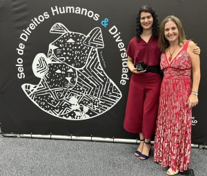 Aprender e Proteger e Escola de Liderança para Meninas recebem selo da Prefeitura de SP pela promoção dos direitos humanos