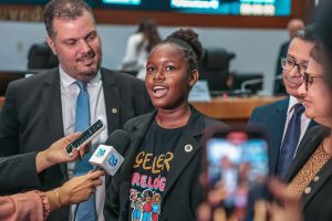 Meninas Ocupam realiza 37 ocupações no movimento Meninas Ocupam