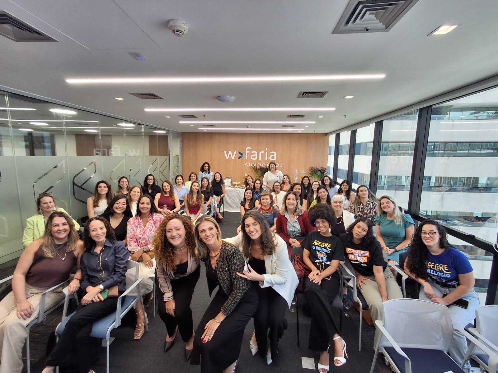 Mulheres Líderes e a Responsabilidade de Transformar o Futuro